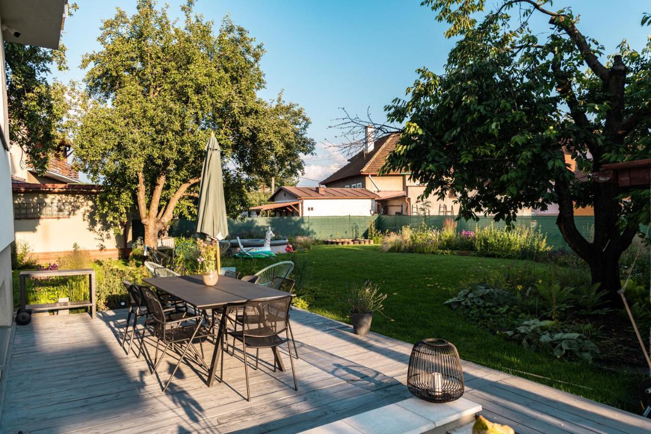 K-House Otel Liptovský Mikuláš Dış mekan fotoğraf