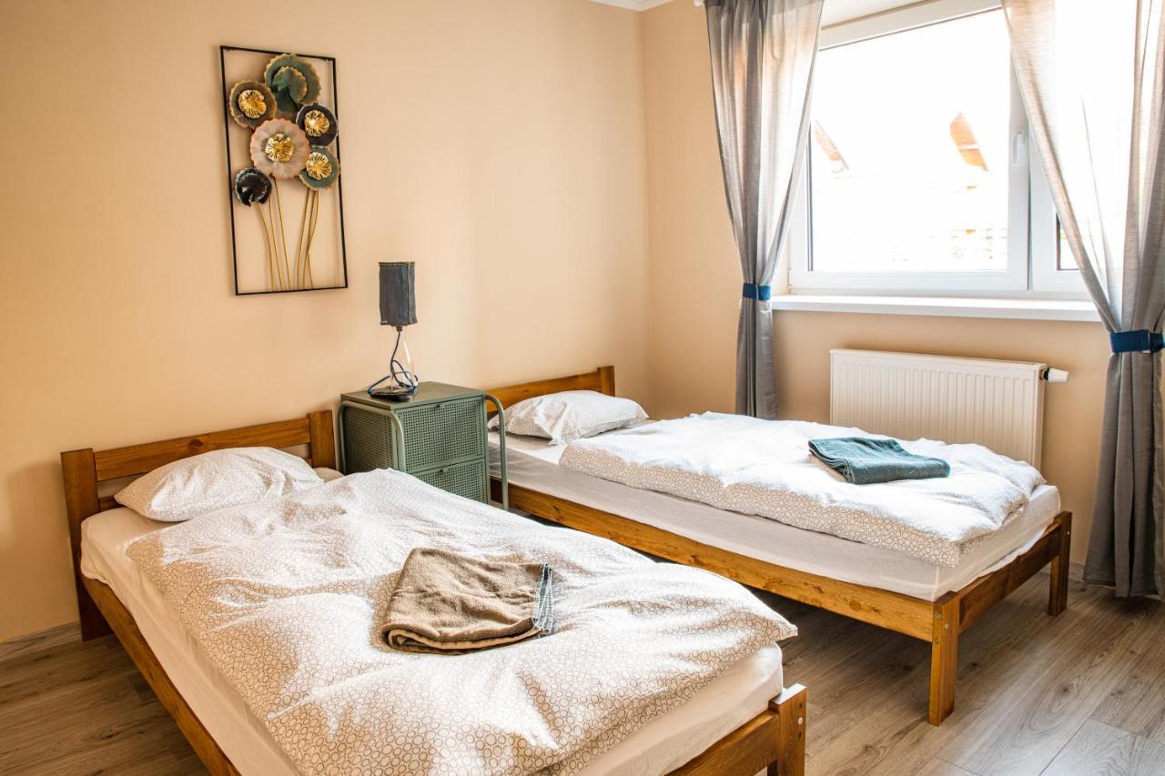 K-House Otel Liptovský Mikuláš Dış mekan fotoğraf