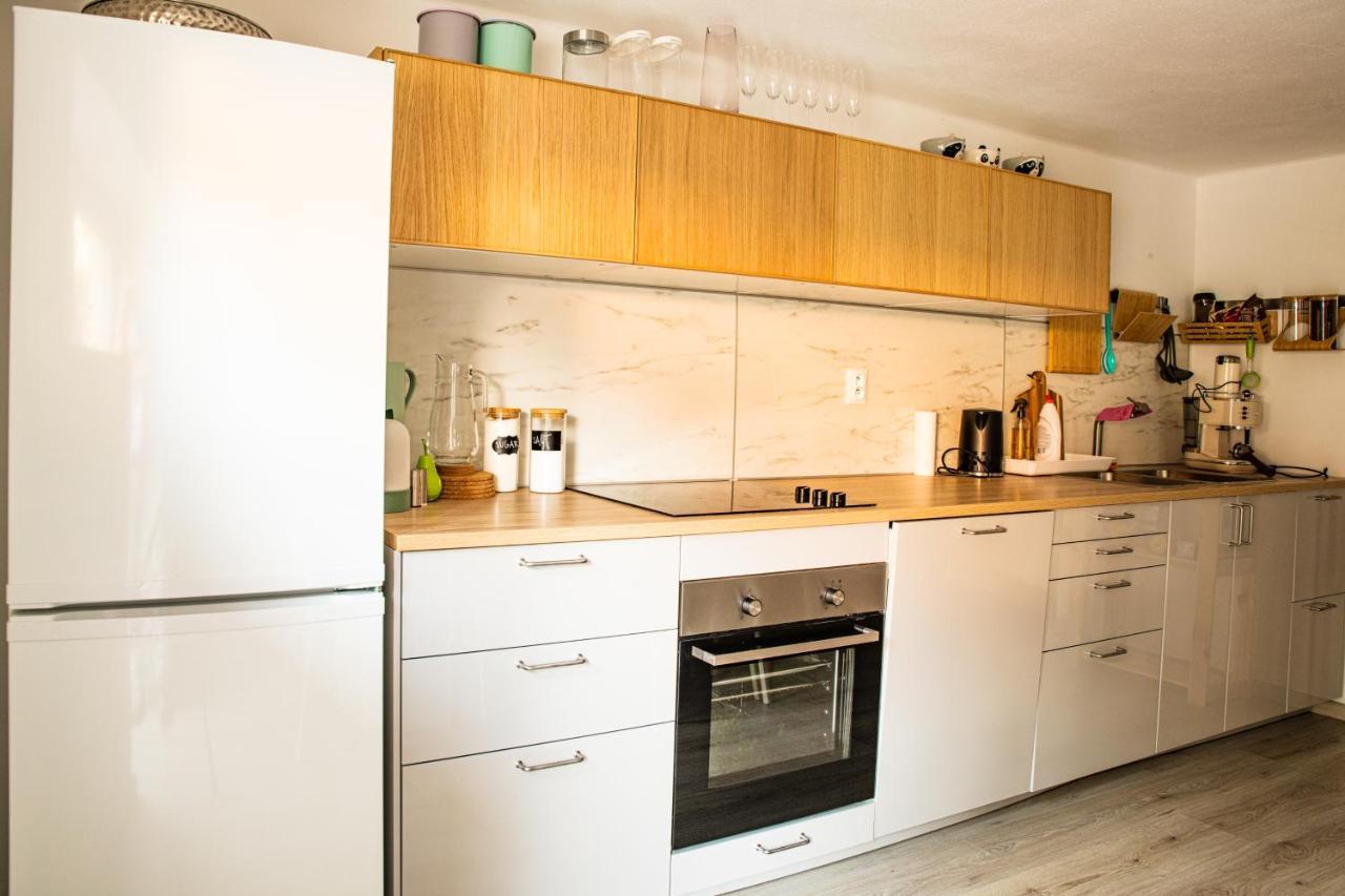 K-House Otel Liptovský Mikuláš Dış mekan fotoğraf